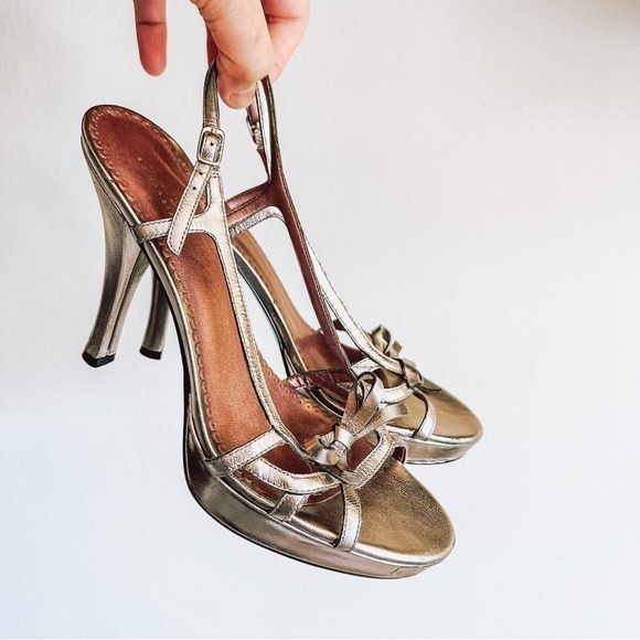 GUESS Women's Bronze/Gold Ankle Strap Heels Size 7M - Picture 1 of 7